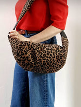 Load image into Gallery viewer, Sixton Leopard Sling Bag - Large
